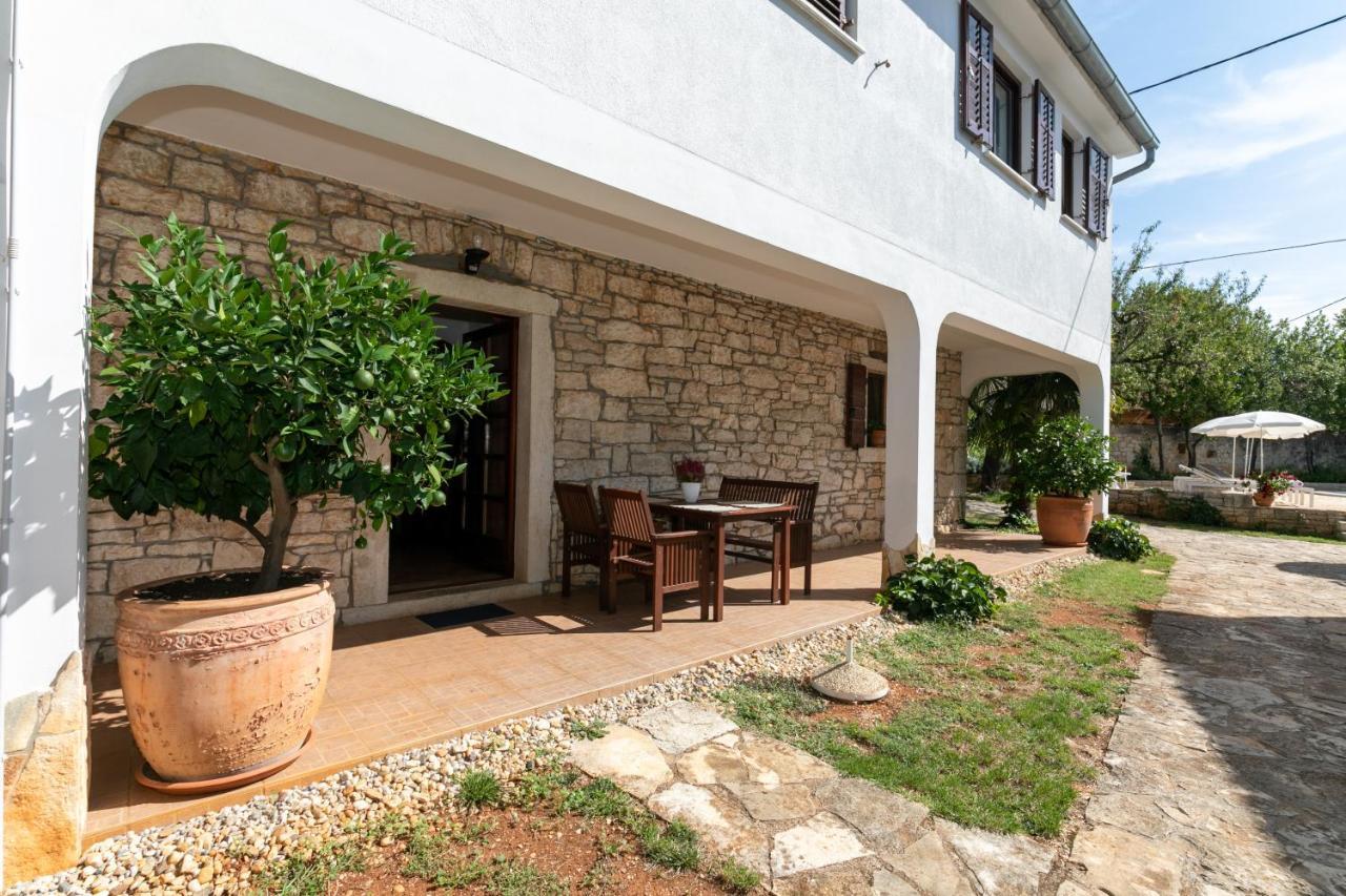 Villa Vito Kaštelir Εξωτερικό φωτογραφία