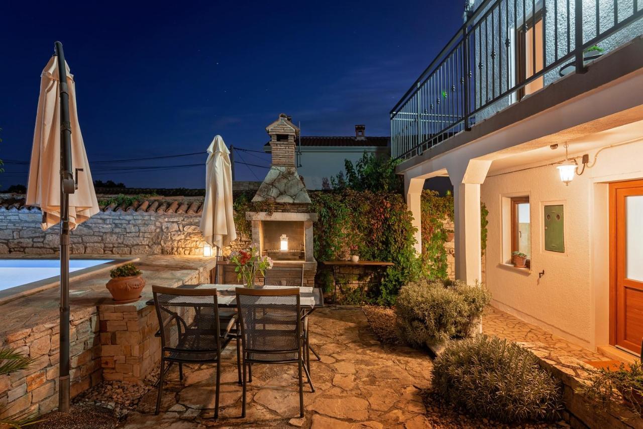 Villa Vito Kaštelir Εξωτερικό φωτογραφία