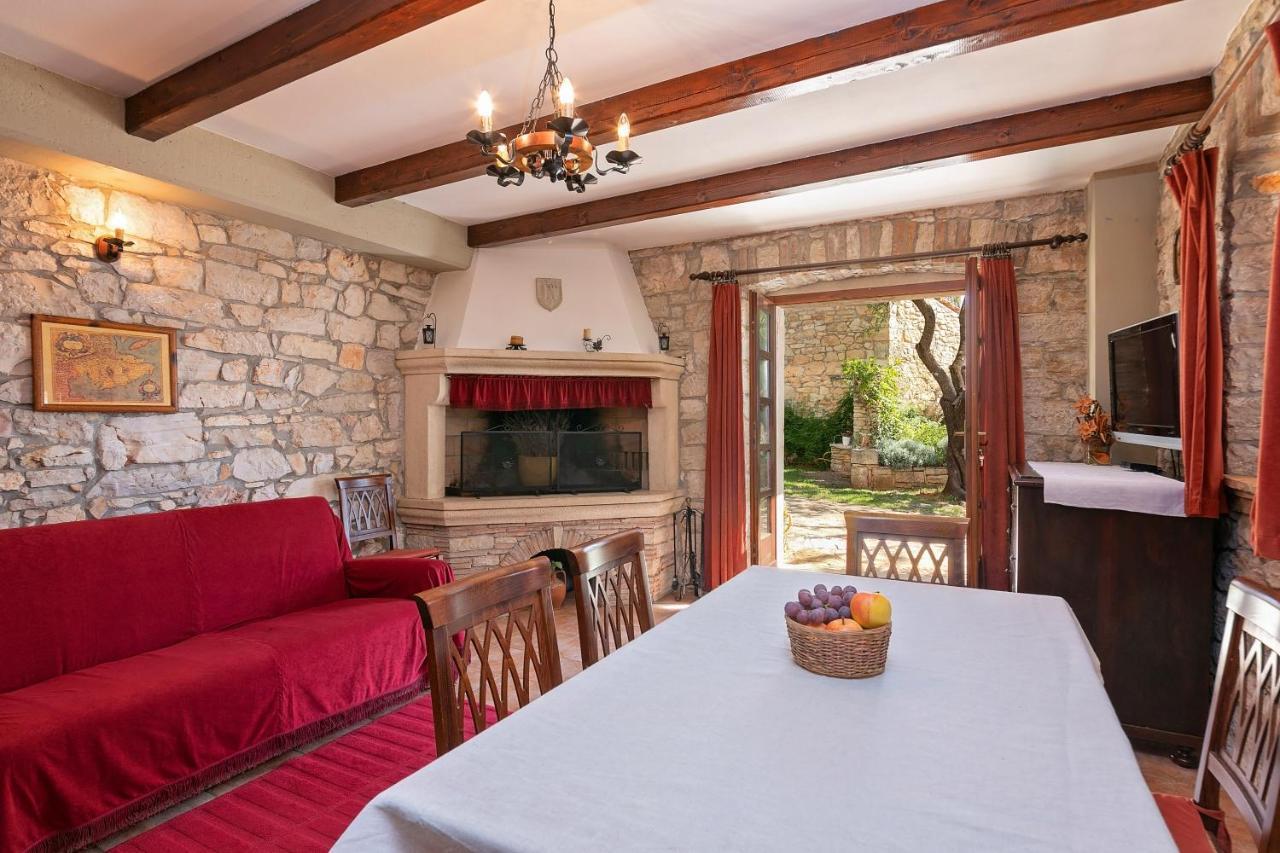 Villa Vito Kaštelir Εξωτερικό φωτογραφία